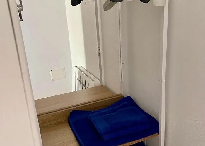 Life - Rooftop Access - Location * Αλγκέρο