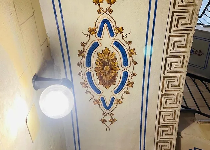 Life - Rooftop Access - Location